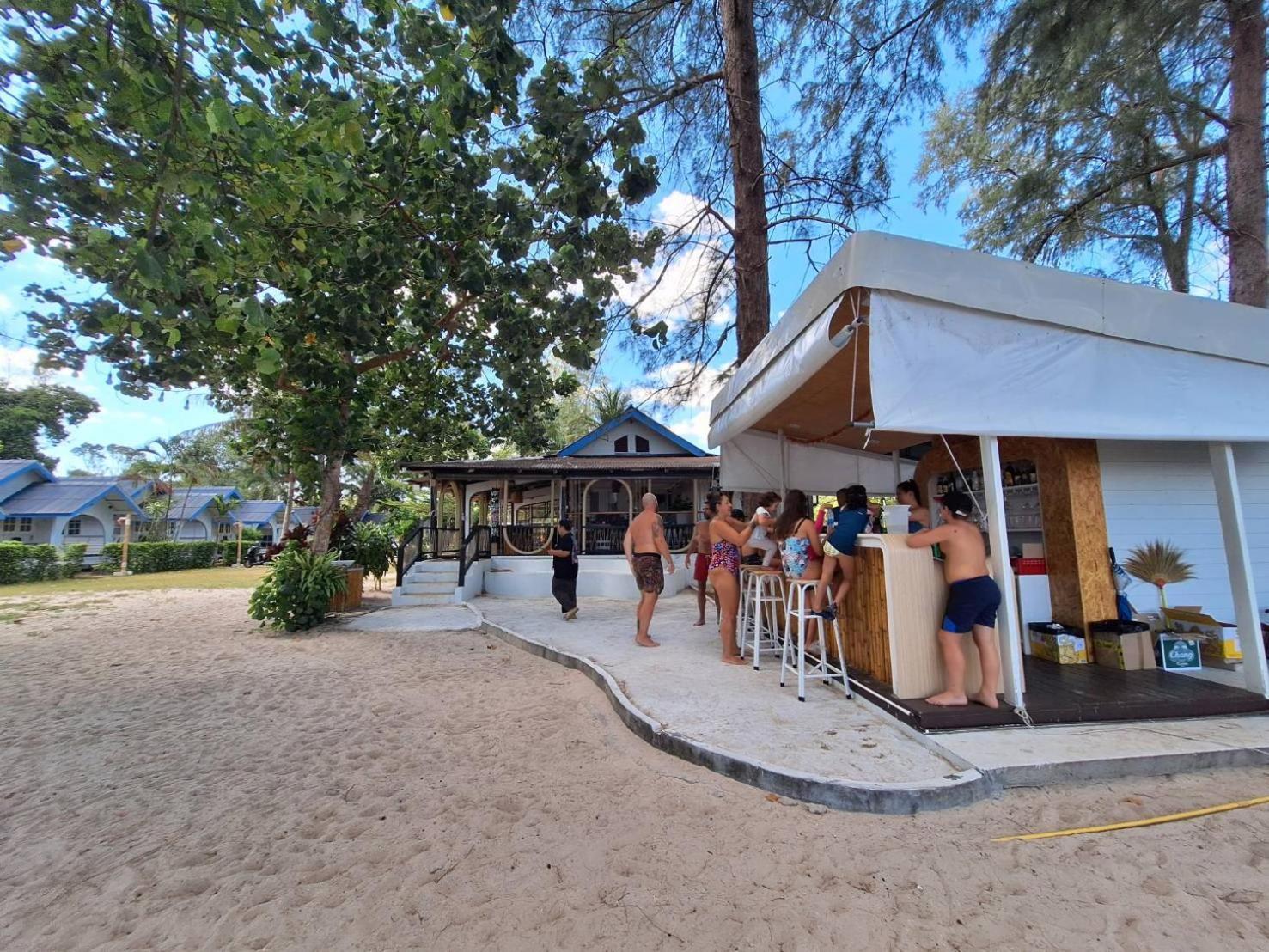 Pan Beachfront Resort Krabi Клонг-Муанг-Бич Экстерьер фото
