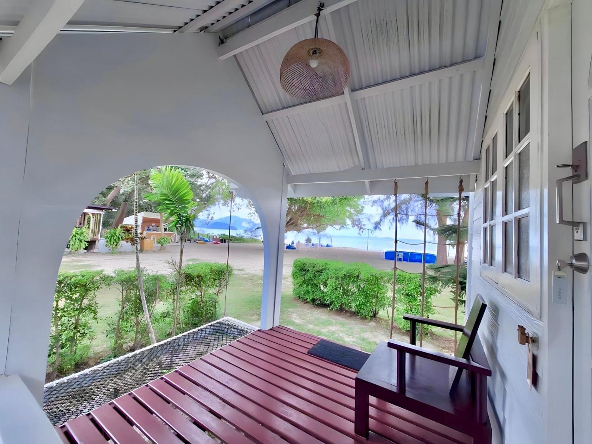 Pan Beachfront Resort Krabi Клонг-Муанг-Бич Номер фото
