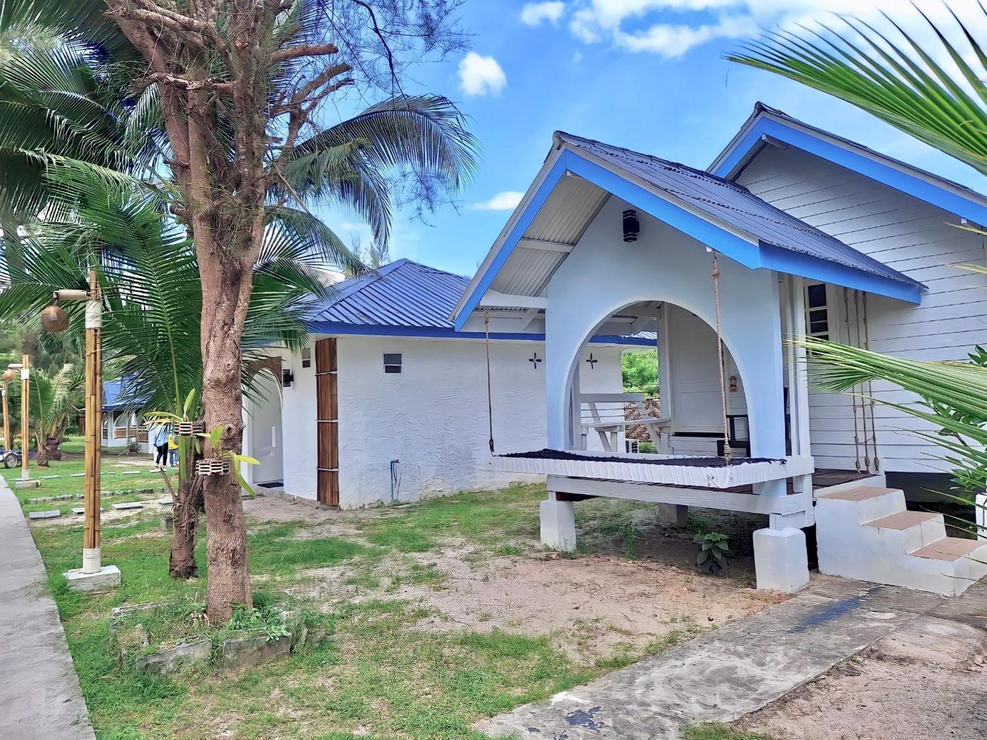 Pan Beachfront Resort Krabi Клонг-Муанг-Бич Номер фото