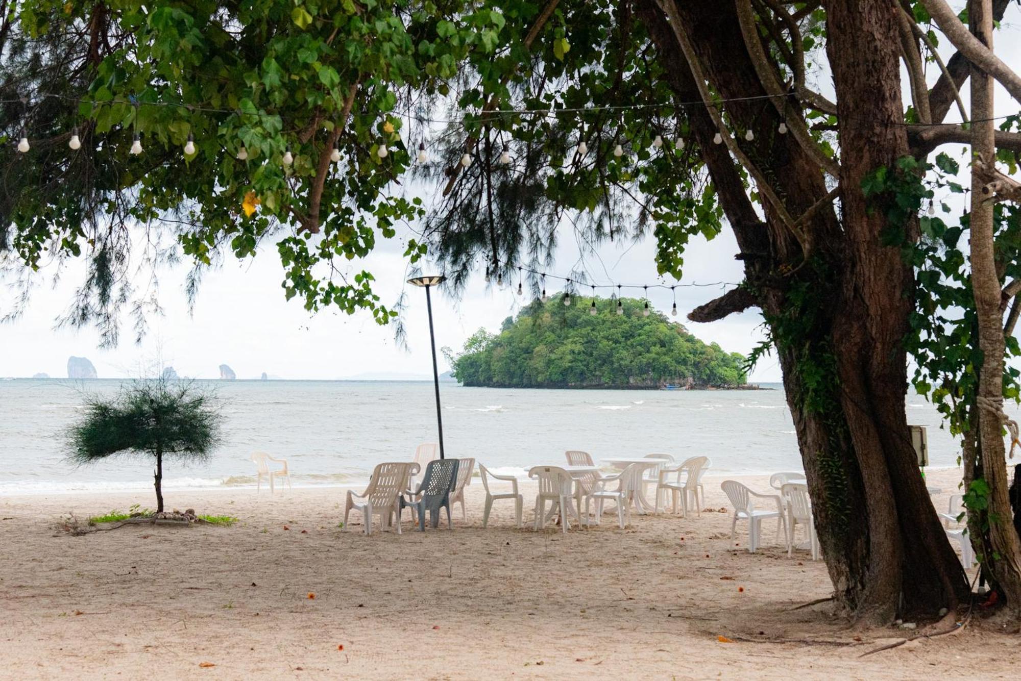 Pan Beachfront Resort Krabi Клонг-Муанг-Бич Экстерьер фото